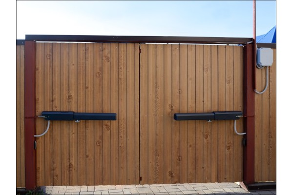 Basic set for swing gates up to 6m...